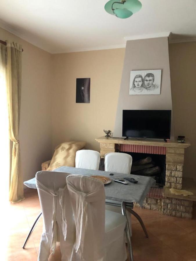 Villa 151 Sarandë Esterno foto
