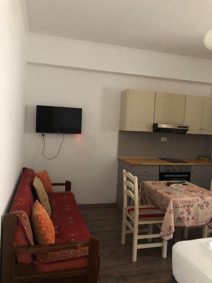 Villa 151 Sarandë Esterno foto