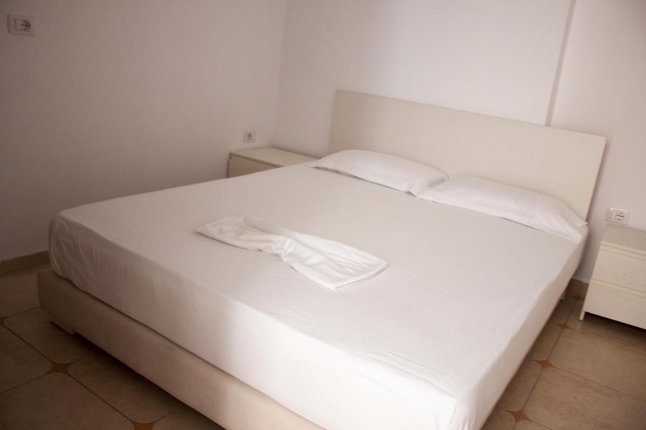 Villa 151 Sarandë Esterno foto