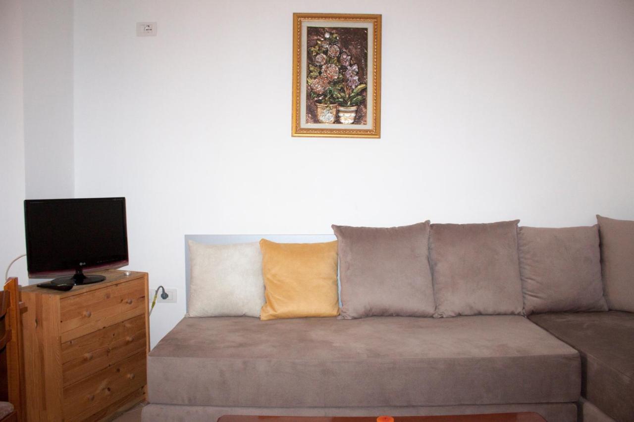 Villa 151 Sarandë Esterno foto