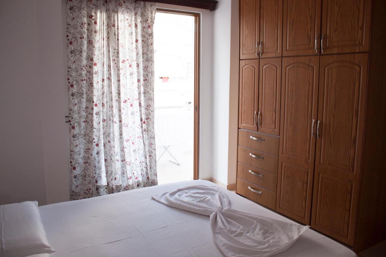 Villa 151 Sarandë Esterno foto